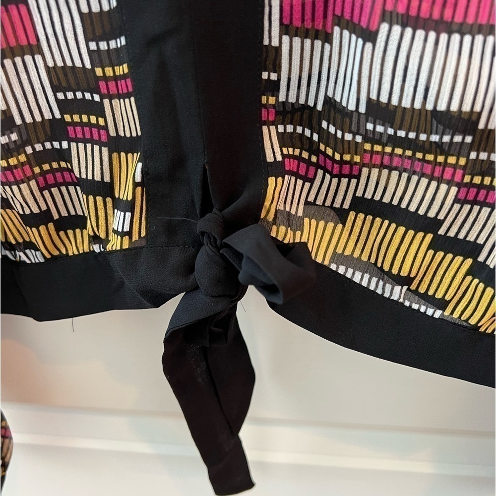Bebe Multicolor Blouse - Picture 4 of 16